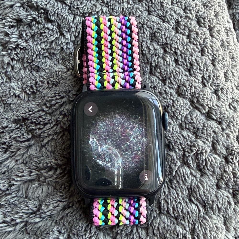 Apple Watch Series 7 (GPS + LTE)